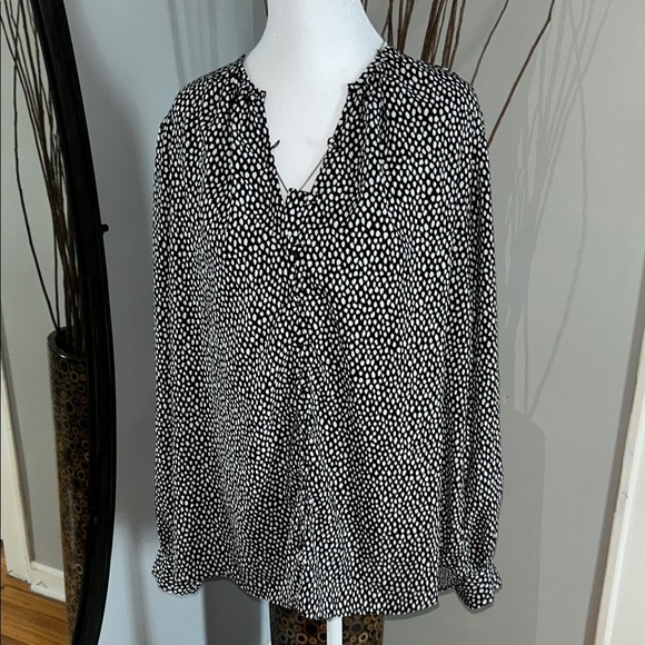 Black and White Polka Dot Blouse - Picture 1 of 6